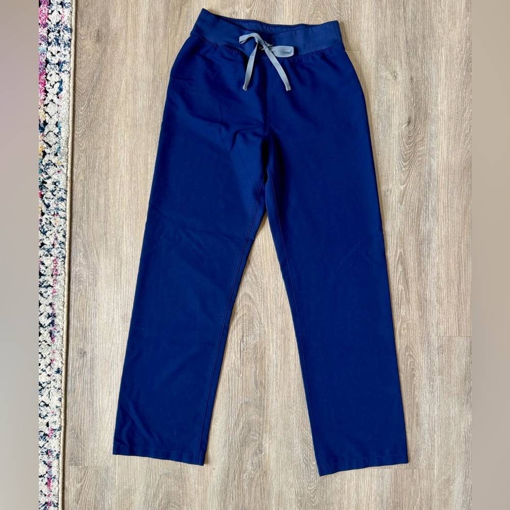 Figs Navy Women’s High Wasted Livingston Scrub Pants - Size Small